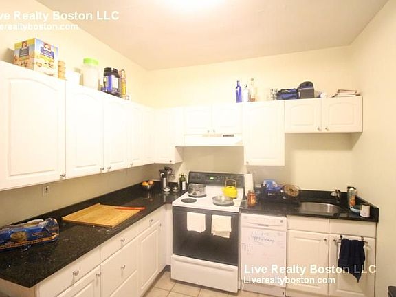5th image of 22 Euston St #22