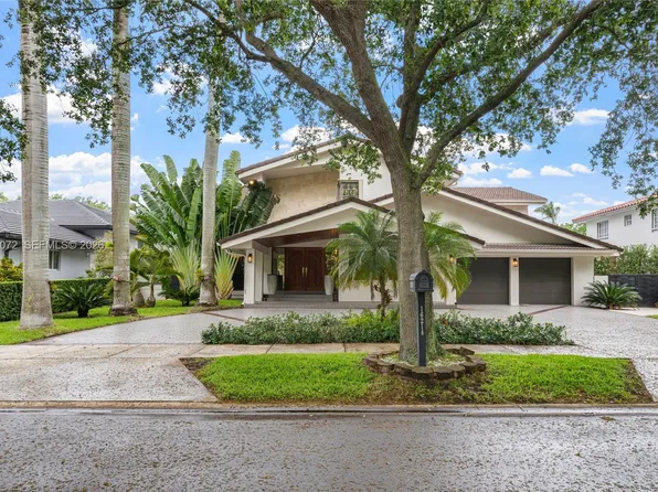 16214 NW 82nd Pl, Miami Lakes, FL 33016