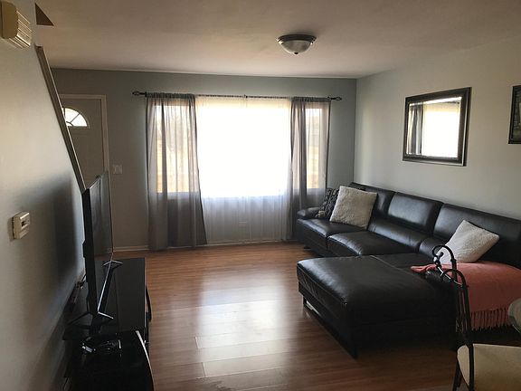 4th image of 34311 N Birch Ln