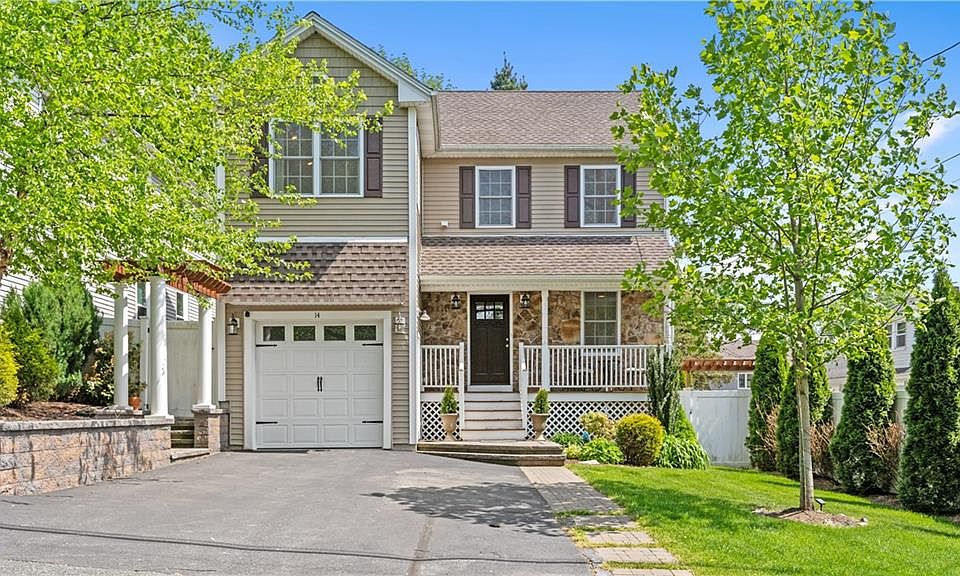 14 Weeks St, Cumberland, RI 02864 Zillow