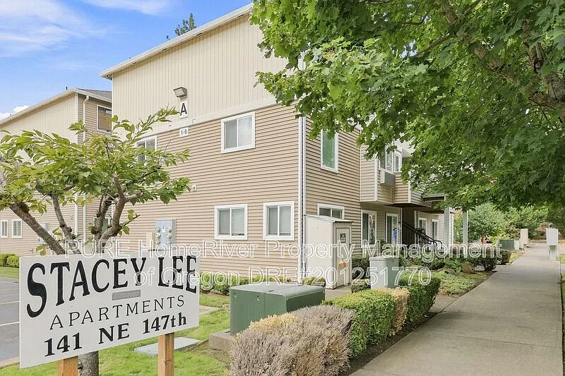 Stacey Lee Apartments
