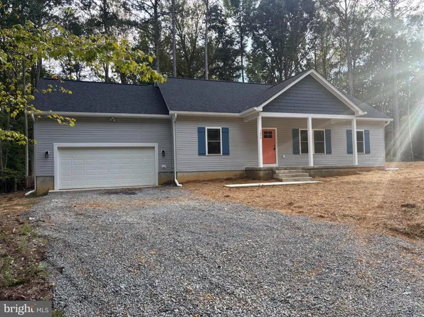 1454 S Independence Dr, Montross, VA 22520
