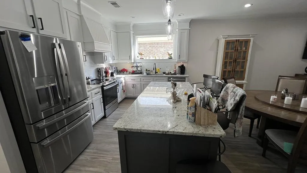 19 Bridgefield Ct — Photo 4