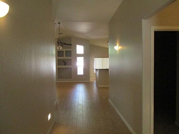 2nd image of 1317 N Malibu Ln