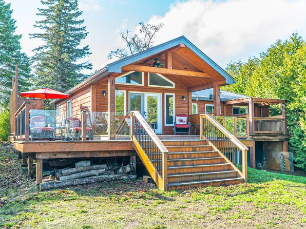 63 Robinson Ave, Kawartha Lakes, ON K0M 2B0