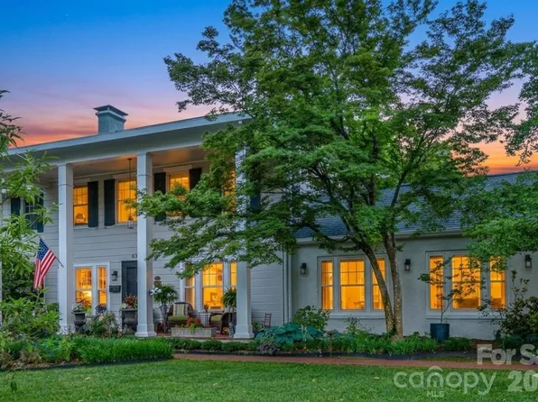 832 4th Ave W, Hendersonville, NC 28739