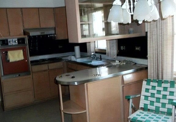 2nd image of 11100 S Avenue H