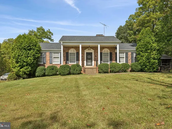 2356 Carriage Ford Rd, Catlett, VA 20119