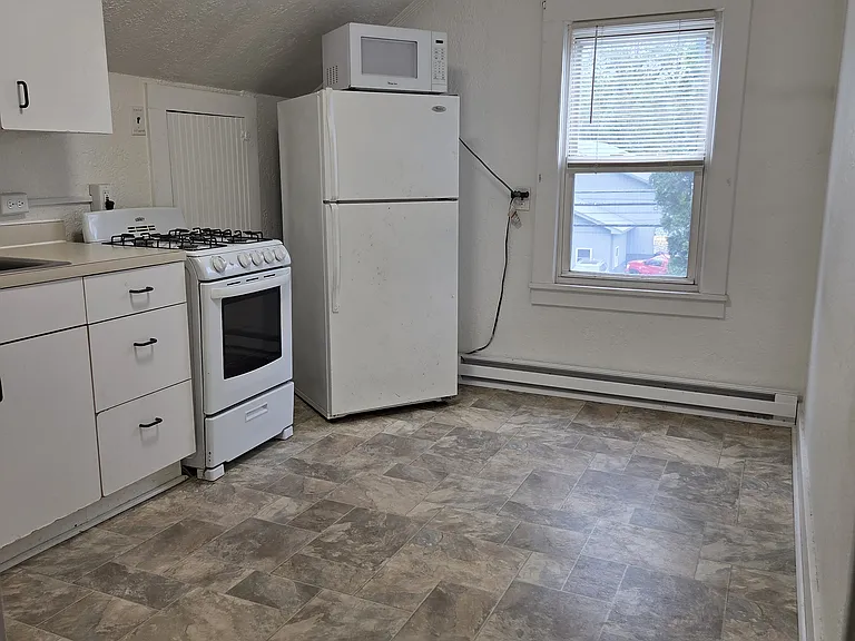 353 Main St #3 — Photo 8