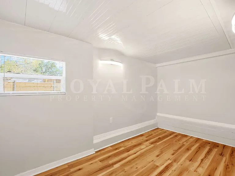 1640 Daniels Dr #B — Photo 10