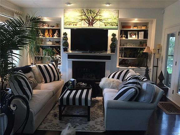 2nd image of 9044 Waterway Ct