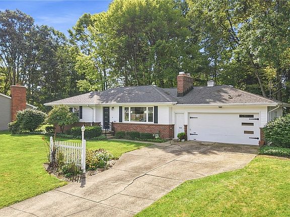 2nd image of 3861 Timber Ln