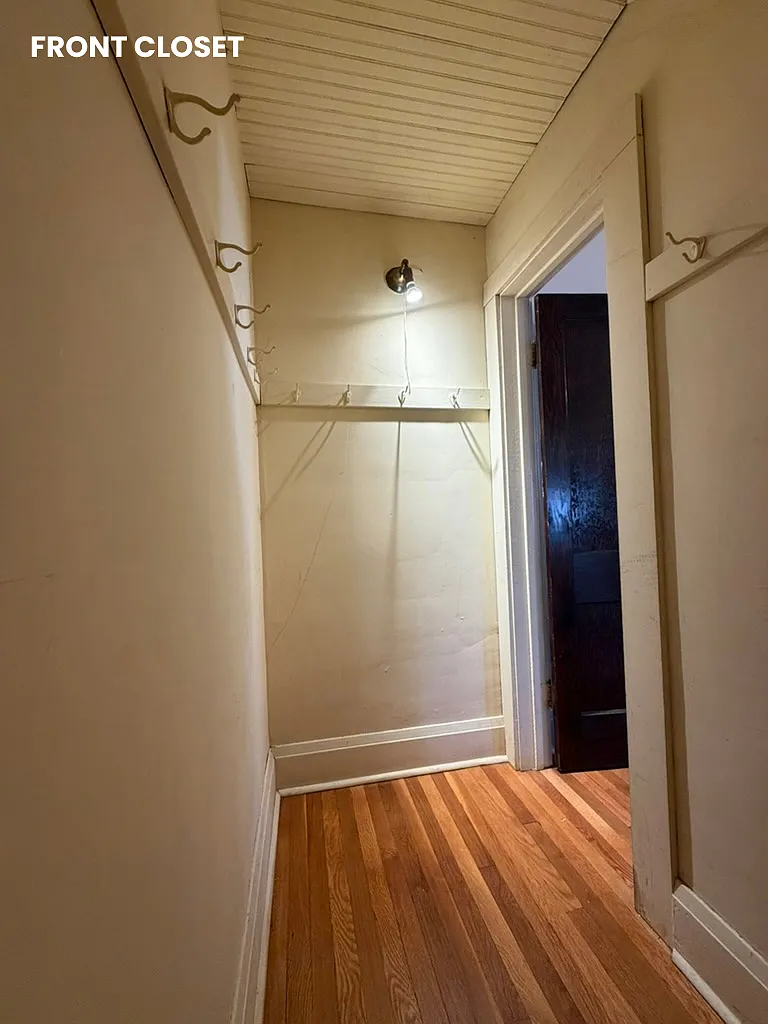 3 bed, 1200 sqft, $2,000 — Photo 4