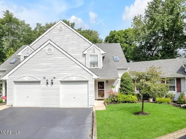 7 Commons Drive, Neptune Township, NJ 07753