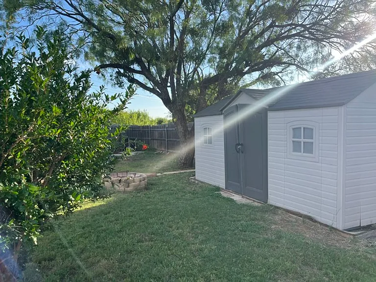 8033 Weehunt Ct — Photo 27