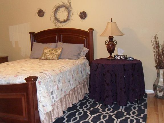 Master Bedroom Q Bed