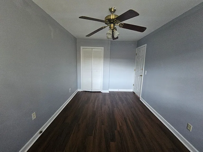 223 Rutledge Pl — Photo 15