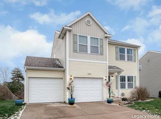 5868 Kiverton Ridge Dr SE, Kentwood, MI 49508