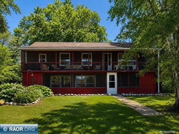 9290 Osborn Rd, Britt, MN 55710