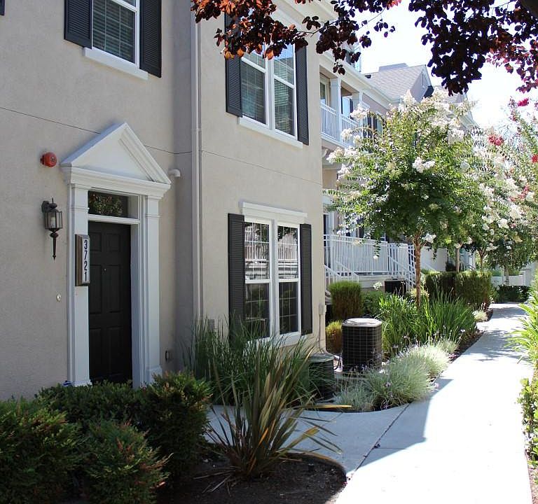 1st image of 3721 Whitworth Dr