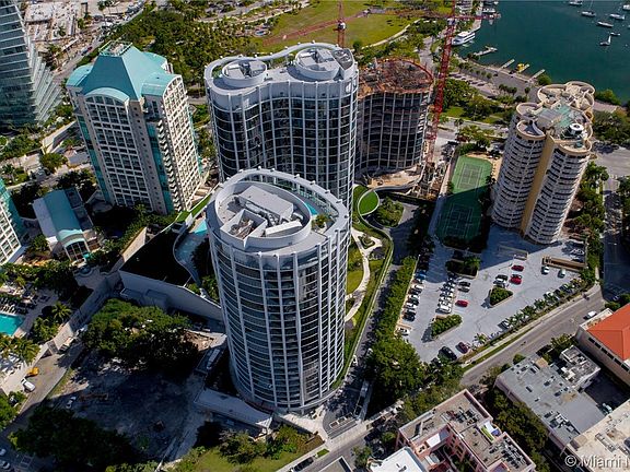 3rd image of 2831 S Bayshore Dr Unit 2108