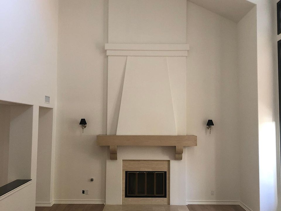 Great room off of front entryway