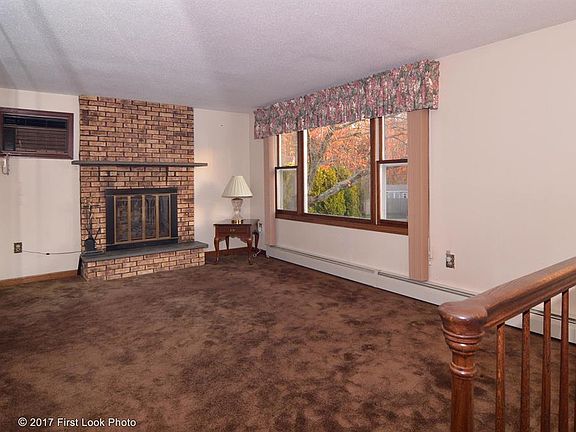 2nd image of 27 Salina Ave