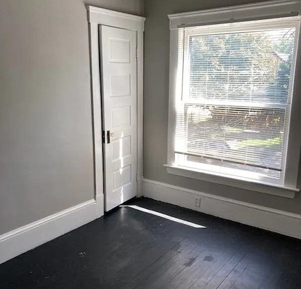 4012 Woodbridge Ave — Photo 9