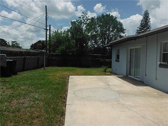 4th image of 5919 Laurel Oak Ct