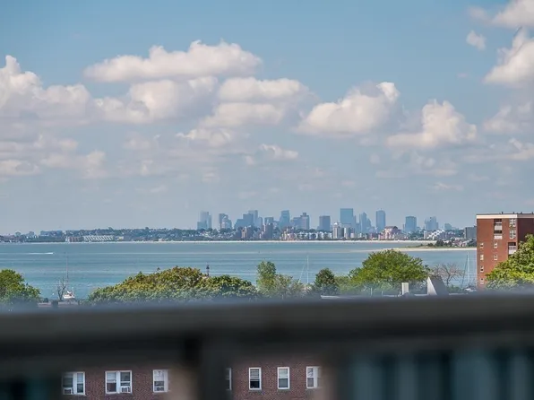 300 Lynn Shore Dr APT 701, Lynn, MA 01902