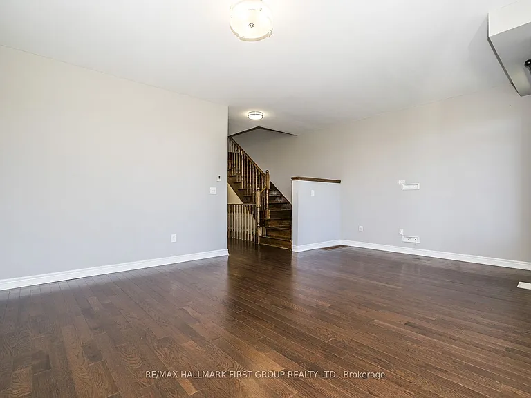 64 Quarrie Ln — Photo 23