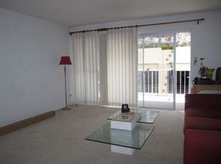 1658 Liholiho St APT 305, Honolulu, HI 96822