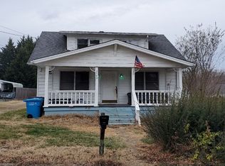 3749 Melcher St SE, Roanoke, VA 24014