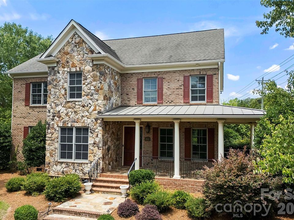 1st image of 2616 Ladley Ct