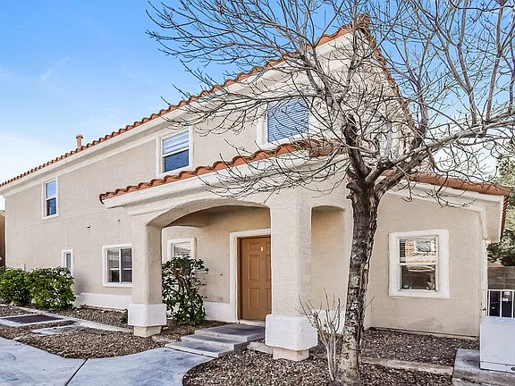 4th image of 1449 Morro Creek St