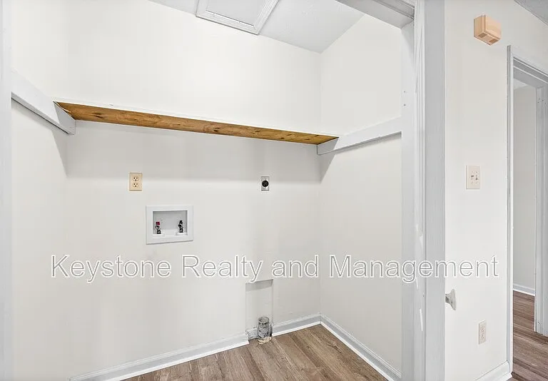 280 Thompsonville Ln #C — Photo 13