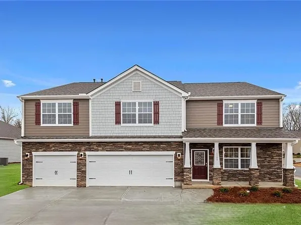 6116 Blue Streak Ct, Greensboro, NC 27455