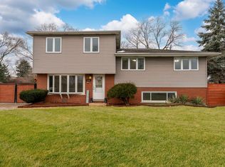 8306 S 82nd Ave, Justice, IL 60458