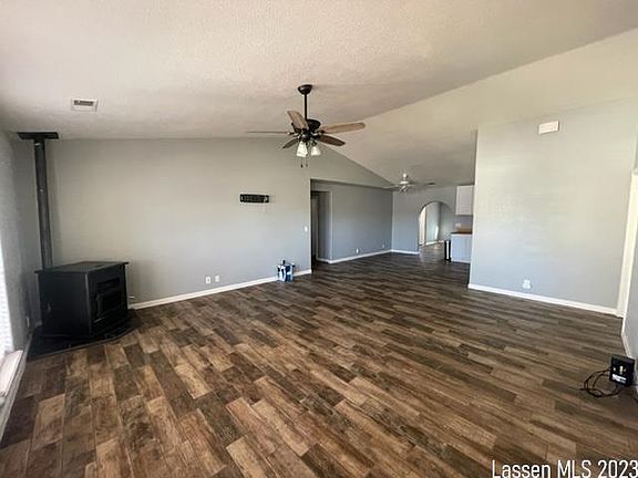 5th image of 525 N Mesa St