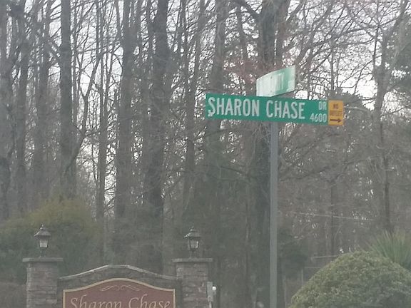 5th image of 4616 Sharon Chase Dr APT D