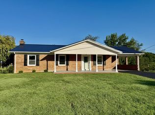 105 Greenhaven Dr, Galax, VA 24333