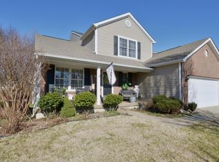 5017 Roaming Plains Ct, Louisville, KY 40229