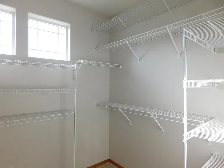 2758 Rue Ct — Photo 31