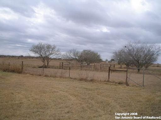 3rd image of 110 E LOST LANE