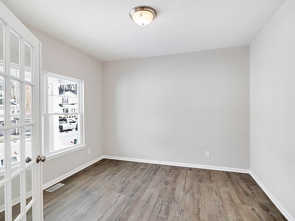 3rd image of 6223 Toni Ct