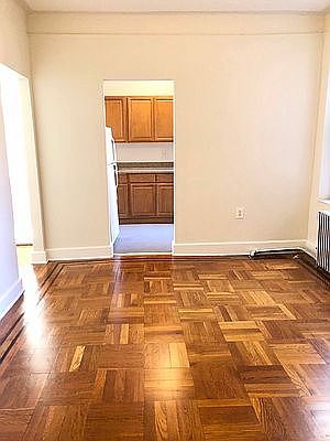 4th image of 28-35 34th St #25B