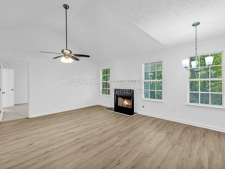4084 Waldrop Hills Dr — Photo 9