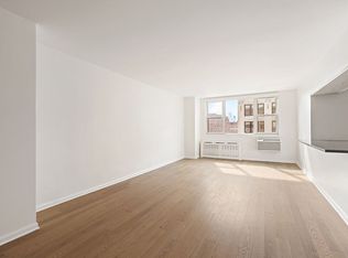 77 7th Ave APT 12P, New York, NY