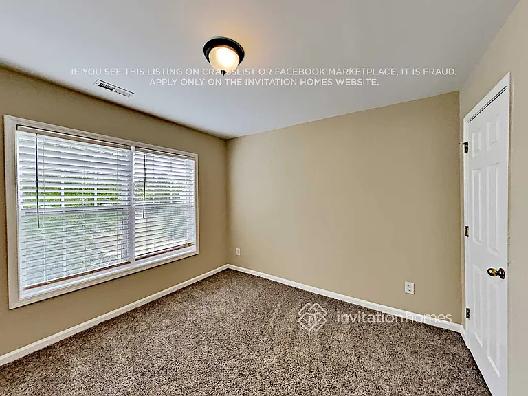 3401 Paxton Ridge Dr — Photo 14