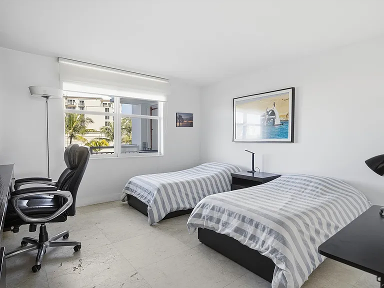 613 Ocean Dr #5D — Photo 10